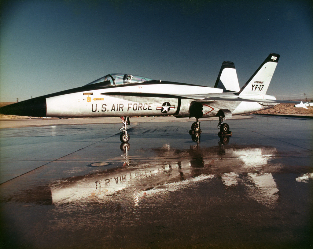 31262:  More YF-17 
