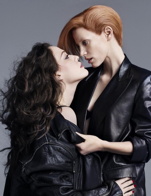 cinemastatic:  Kat Dennings and Jessica Chastain porn pictures