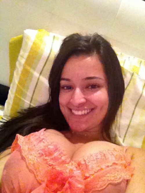 yalessexypuertorico:  Enviadas adult photos