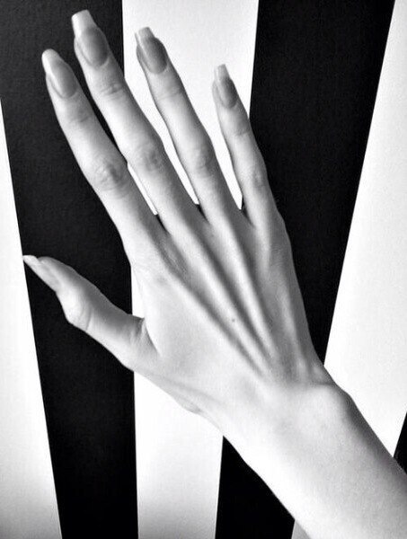 Hand fetish