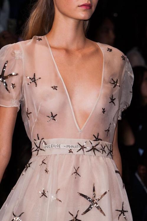 skaodi:Details from Valentino Ready To Wear Spring 2015.Paris Fashion Week.