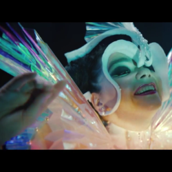 if-u-want-to-be-a-hero:  I’m so in love with Bjork and her new single right now 💖 she’s an absolute goddess!