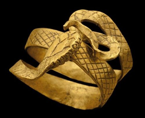 via-appia: Gold snake rings. Snakes were a common motif in jewelry during Roman times. They were ass