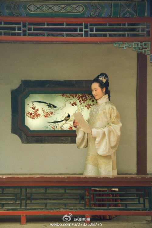 mingsonjia:仕女摄影 by 潤熙陳 1,2,3 Tang Dynasty 4,5,6 Song Dynasty 7,8,9 Ming Dynasty