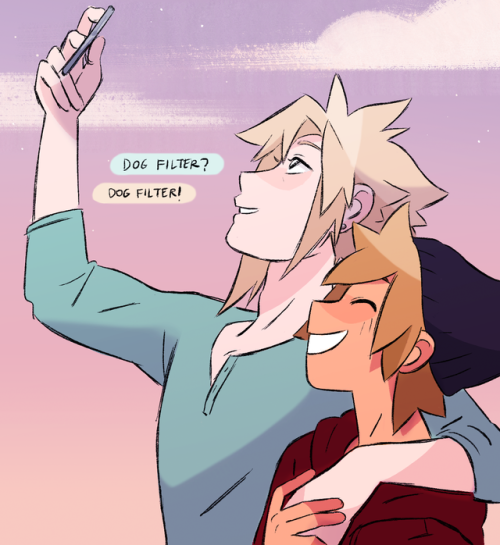 liverpepper:  liverpops:CHAMPION DAD CLOUD peeks out from under rock! (also, a small update text post here!)