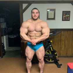 Nick Walker - Weighing in the mid 280’s