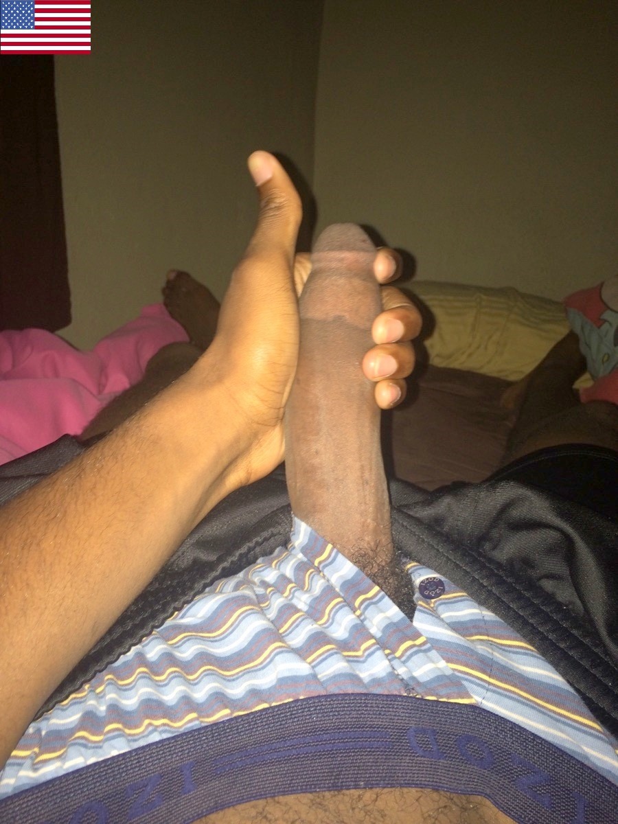 hungandhungry:  Follow the Empire @ http://hungandhungry.tumblr.com/“Big Dicks