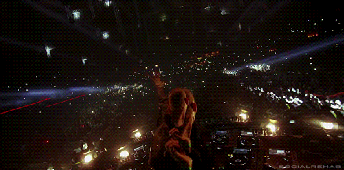 tumblr_mxzdg3XLJL1qjuatio1_500.gifv