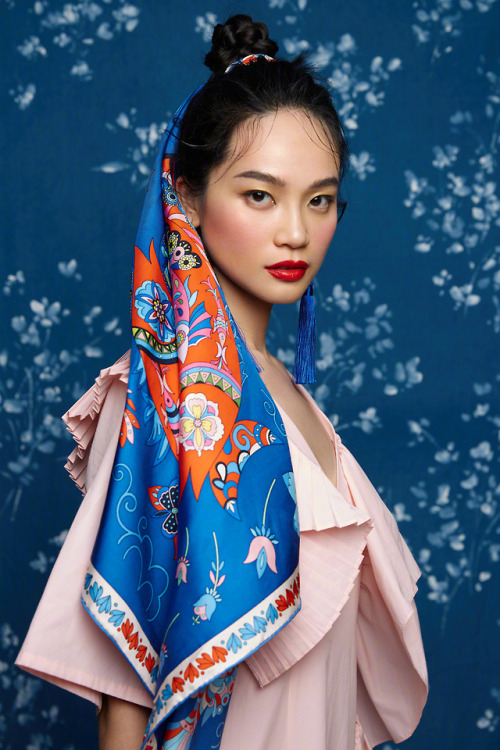 Ad Campaign for WOO嫵 Scarves