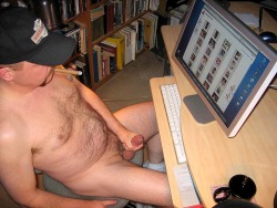 Real People Wanking at the Computer