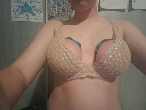 Bra Tied Porn - replaceablewhore: @rapedollswanted had me DIY a tac bra and wear it with my  tits tied Tumblr Porn