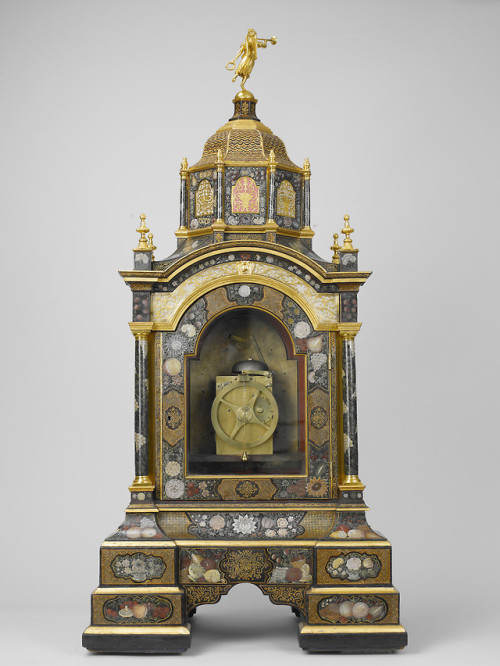 marylibra:Table clock circa 1740JOHN PYKE (ACTIVE 1710-77)Painted and gilded pine case, partly overl