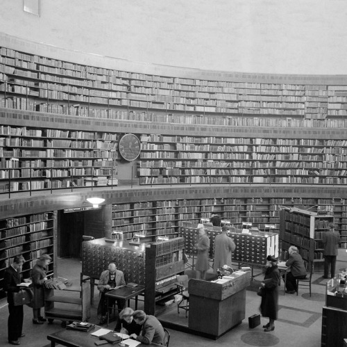 Interior from the City Library (Interiör från Stadsbiblioteket. Huvudbiblioteket), Stockholm, Sweden