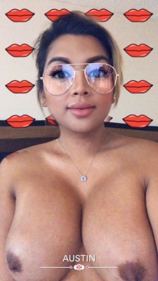 asiantsjane:  Hello Austin, Texas! Everything big out here in Texas. 