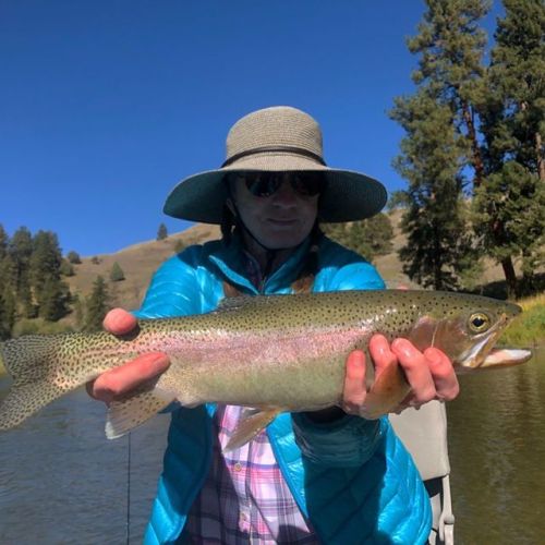 The ladies are still crushing it! Diane was unstoppable today!! #flyfishing #flyfishinggirls #flyfis