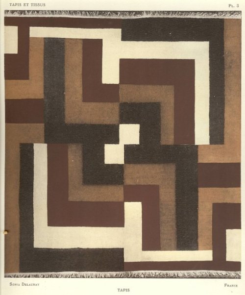 Sonia Delaunay, Tapis et Tissus, 1929. Éditions d Art Charles Moreau, Paris. Via Antiquariat Rohlman
