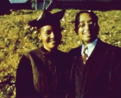 theladybadass:  Fashionable Black Americans (circa 1940s) (footage found in Prelinger’s open archive) 