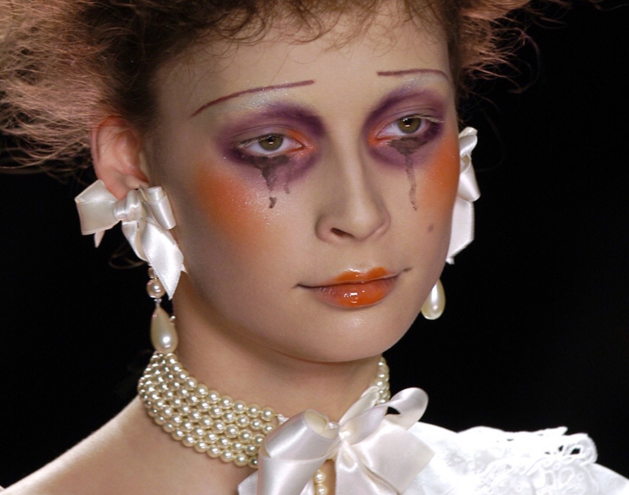 vlada-sasha-natasha:Galliano fall 2004