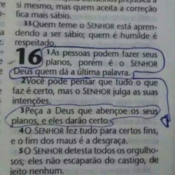 Ponha #Deus na frente. E ele cuidara do resto. #DeusÉFiel #ConfieEmDeus #EleTidoPode