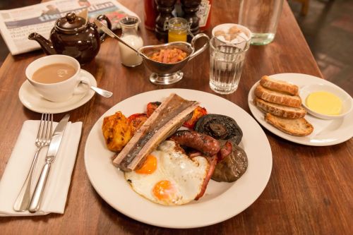 From &ldquo;I had a 9 hour layover in London, so I went into the city for a proper breakfast&