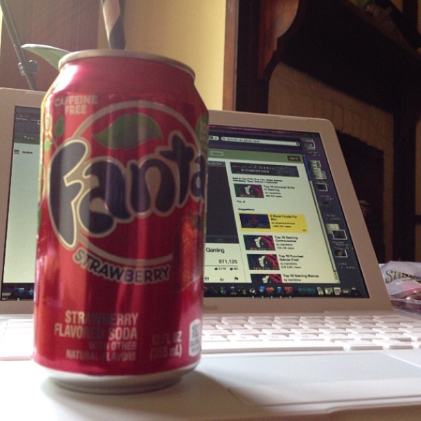 Strawberry Fanta and #Machinima 