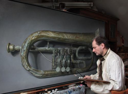 crossconnectmag:  Hyperrealistic Paintings by Gioacchino Passini   Gioacchino Passini born 1956 in Fanano (Modena) is an Italian painter and violinist. He hald is first one-man exhibition in his hometown, when he was 17. Over time, he continued to exhibit