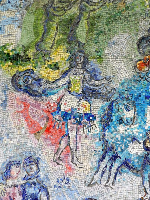 New blog post about Marc Chagall’s Four Season’s #mosaic in Chicago. helenmi