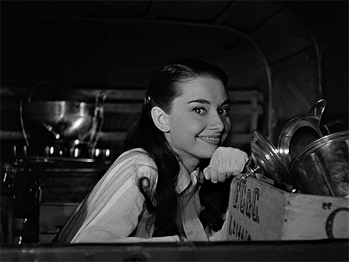 AUDREY HEPBURN In ROMAN HOLIDAY (1953) Dir William Wyler