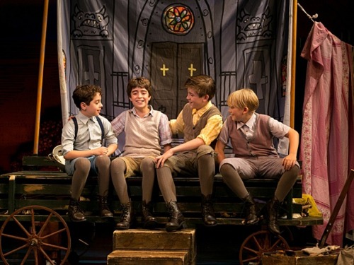 littlebroadwaybabies:New photos from Finding Neverland