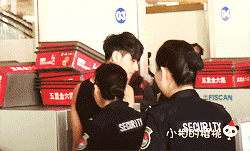 taozia-deactivated20210921:                        86/100 gifs of tao: his body.                       