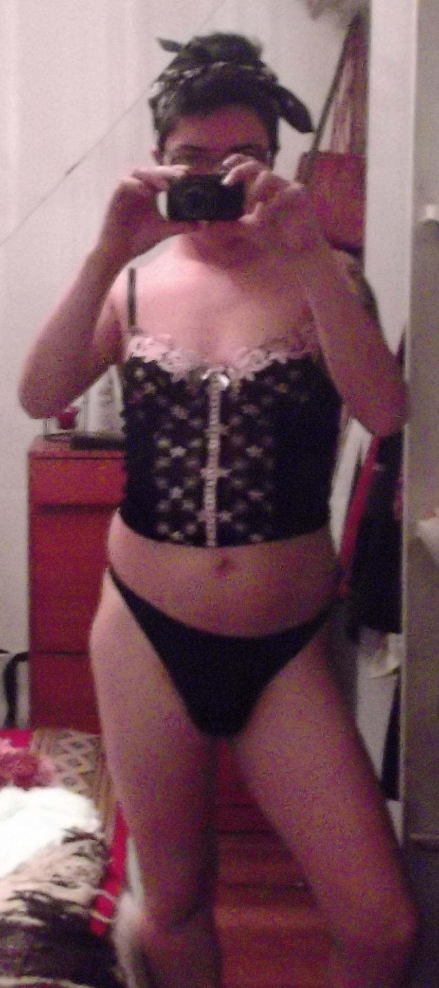 caroltrap:  me  embrace your beauty