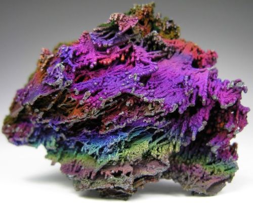 bijoux-et-mineraux:Iridescent Goethite -Graves Mtn., Georgia