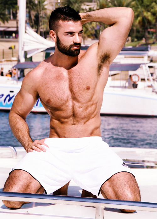 karrrotinko:  Samuel Corral 