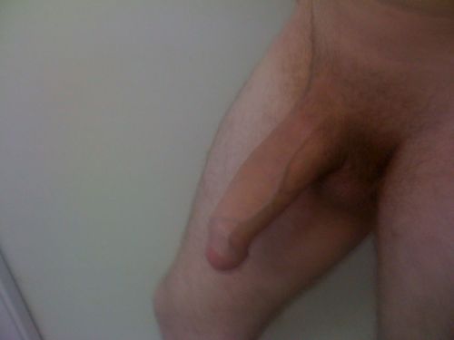 sextographer:  So I’m at home pretty bored and havnt done anything like this for years, I trade pics :) 