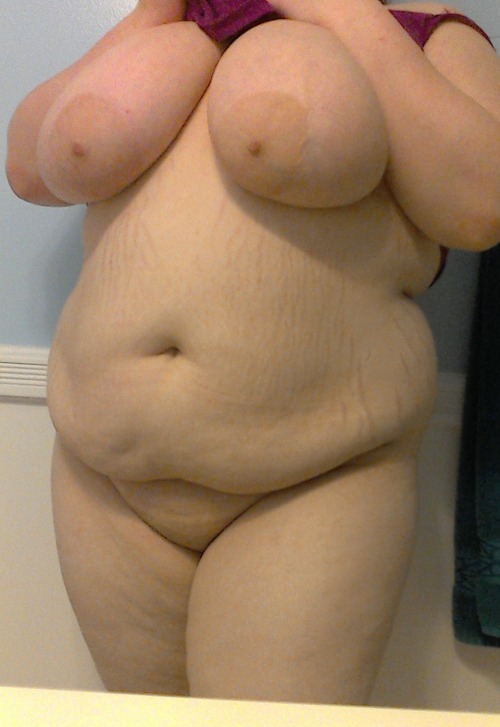 bbw-bee-bitch:  murr my full body, chub and allfor beem-o