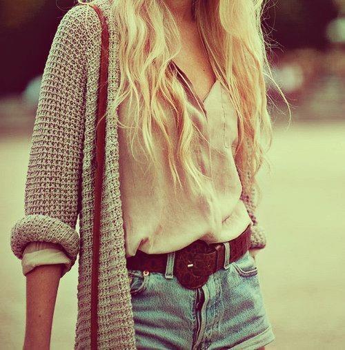 summer-in-madness: We Heart It’te Outfit | via Tumblr. weheartit.com/entry/75105992/via/Tugce