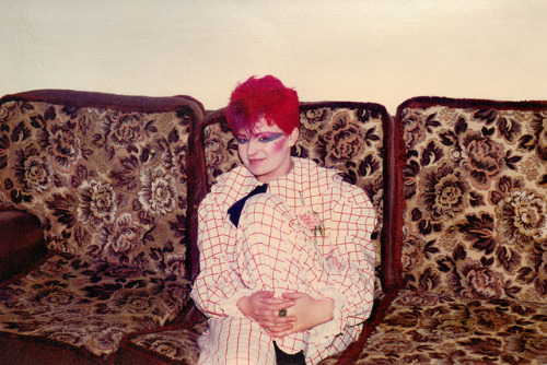 qelle:  1980’s girl by garageowns on Flickr. 
