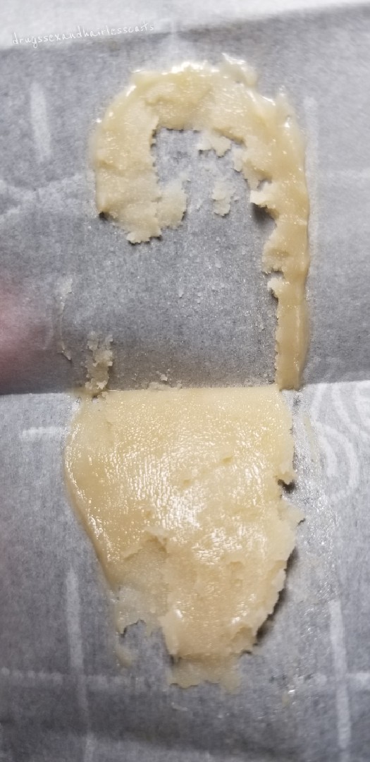 drussexandhairlesscats:  🍌Sour banana hash rosin from Solventi
