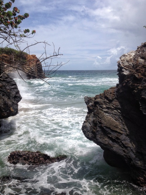 theeyeoftroy: A beach on the north coast road just outside Yarra, Blanchisseuse, Trinidad. Copyright
