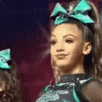 thatpettyblackgirl:  After she said it the second time    