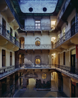 detournementsmineurs:“Budapest Courtyards”