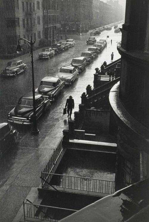 Ruth Orkin, Man in Rain, New York City, 1952