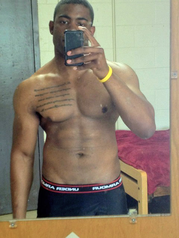 thecircumcisedmaleobsession:  23 year old straight Army guy stationed in Killeen,