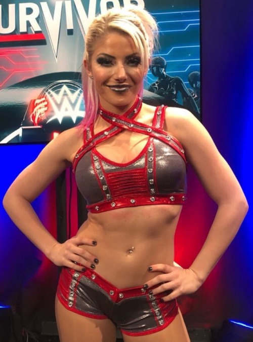 Alexa Bliss Tumblr_pjbd117NkR1wqa6z9o2_500