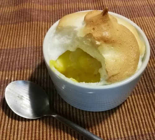 I made keto lemon meringue! It&rsquo;s like 90% eggs and butter . I maybe misjudged the average 