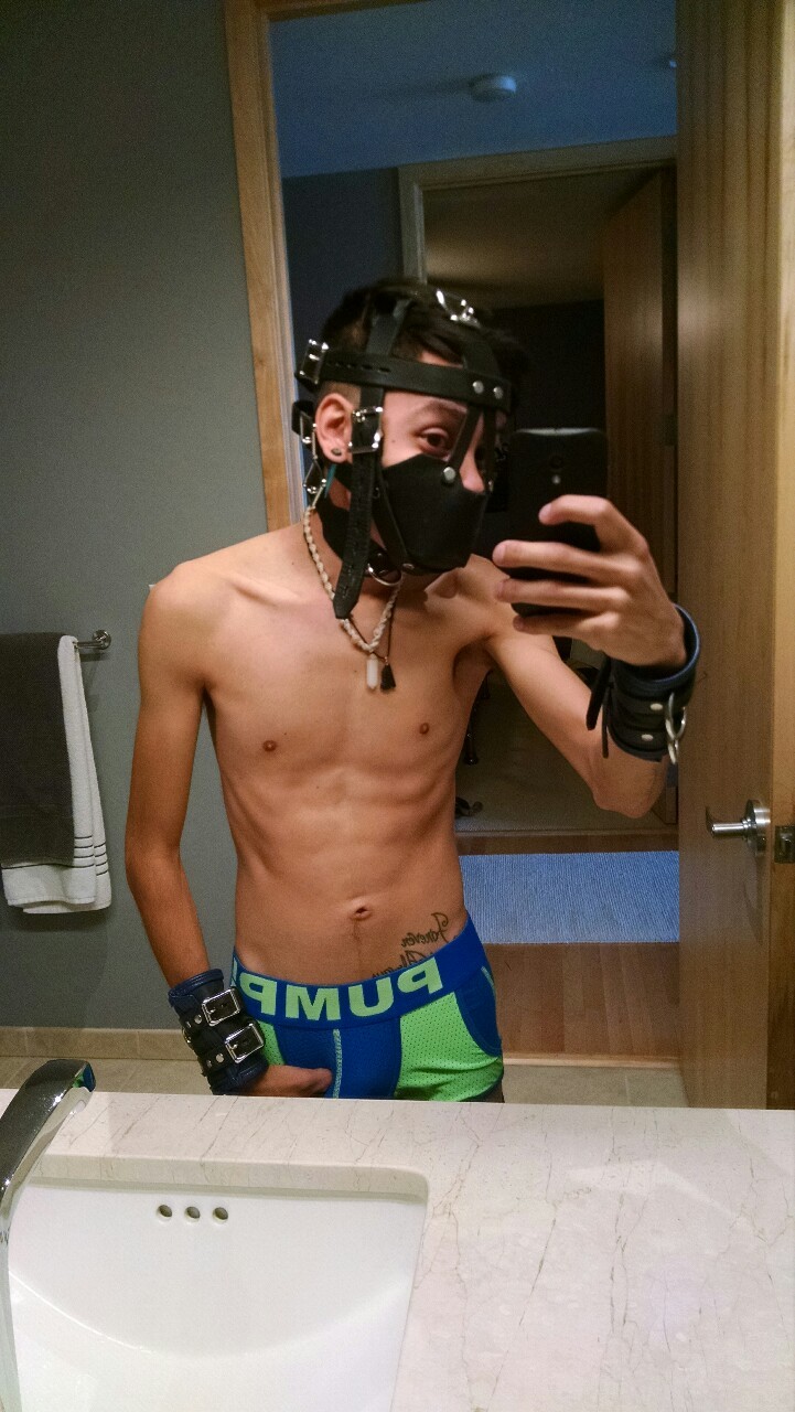 nanobitez:Just waiting for the ropes to be back around me…..anytime now….
