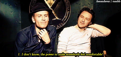 fassandavoy: What powers would you want for dating?