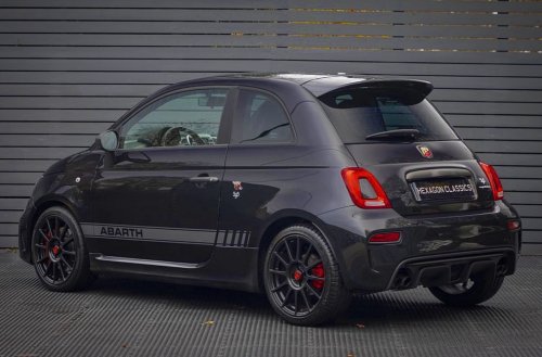 New wheels. I’ve driven silver hatchbacks for years. Time to switch it up ✨ #abarth #abarth595compet