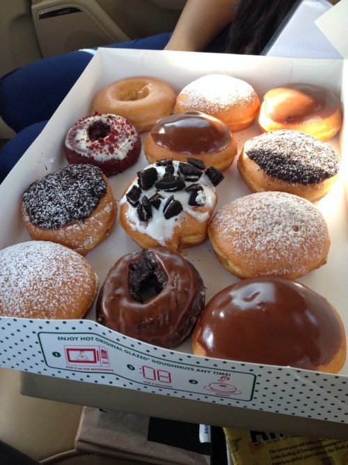 cars-food-life:  I Fucking Love Doughnuts. 