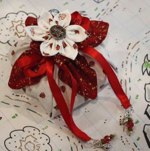 magicandstitchcraft:  And they’re here! 10 new dice bags in the store now, for your shopping a